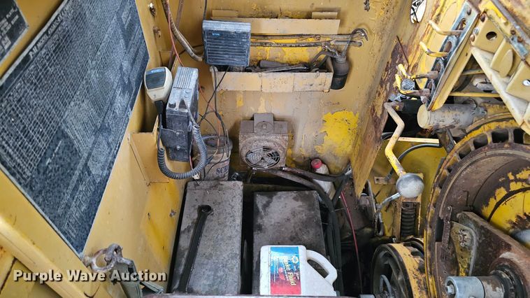 image for item DQ1120 1971 P&H Crane 430ATC-8X4  crane truck