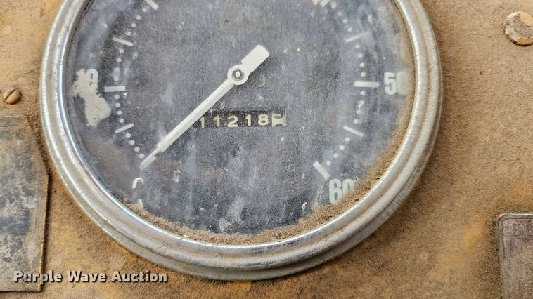 image for item DQ1120 1971 P&H Crane 430ATC-8X4  crane truck