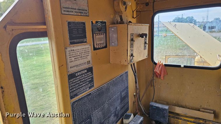 image for item DQ1120 1971 P&H Crane 430ATC-8X4  crane truck