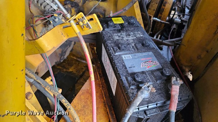 image for item DQ1120 1971 P&H Crane 430ATC-8X4  crane truck