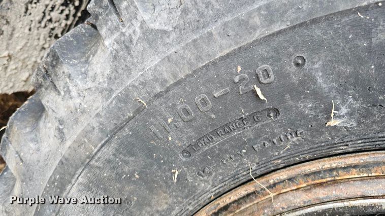 image for item DQ1120 1971 P&H Crane 430ATC-8X4  crane truck