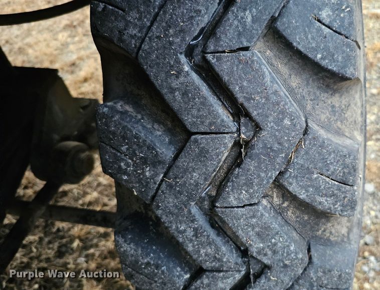 image for item DQ1120 1971 P&H Crane 430ATC-8X4  crane truck