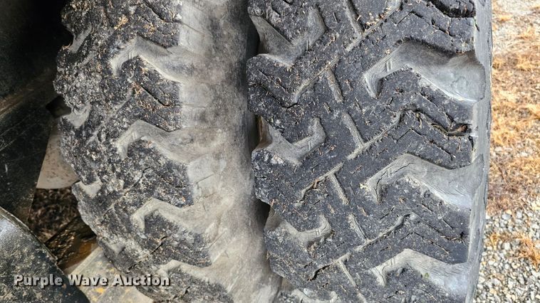 image for item DQ1120 1971 P&H Crane 430ATC-8X4  crane truck