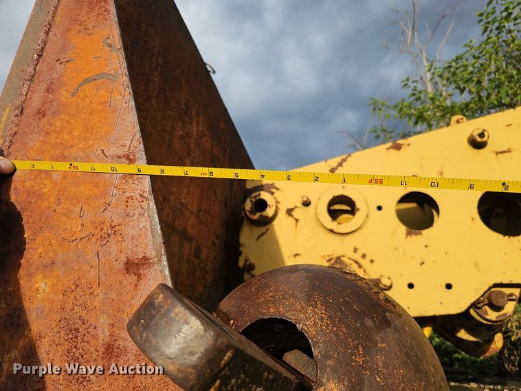 image for item DQ1120 1971 P&H Crane 430ATC-8X4  crane truck