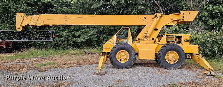 image for item DQ1121 P&H  crane
