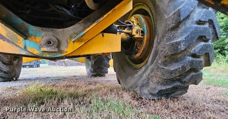 image for item DQ1121 P&H  crane