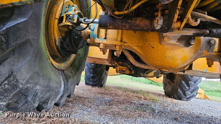 image for item DQ1121 P&H  crane