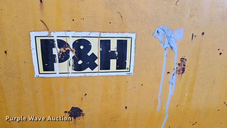 image for item DQ1121 P&H  crane