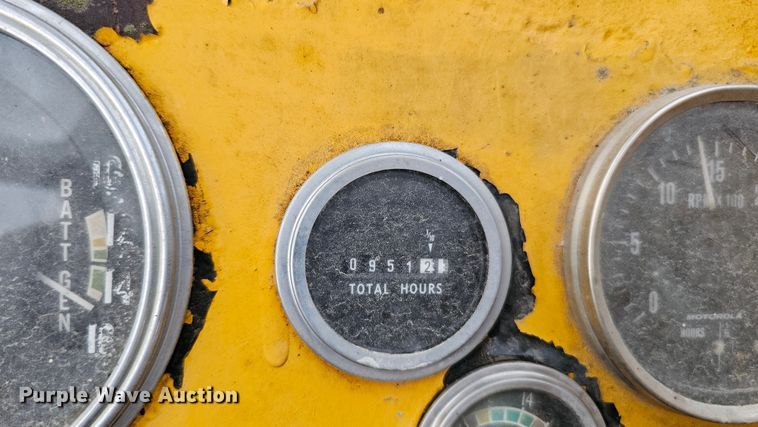 image for item DQ1121 P&H  crane