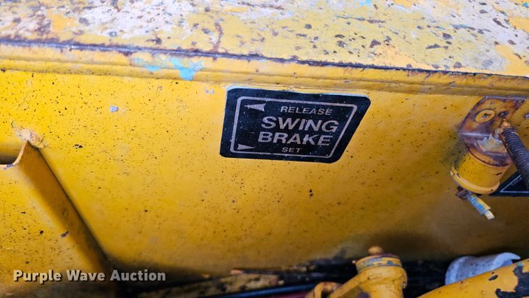 image for item DQ1121 P&H  crane