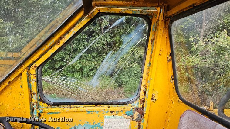 image for item DQ1121 P&H  crane