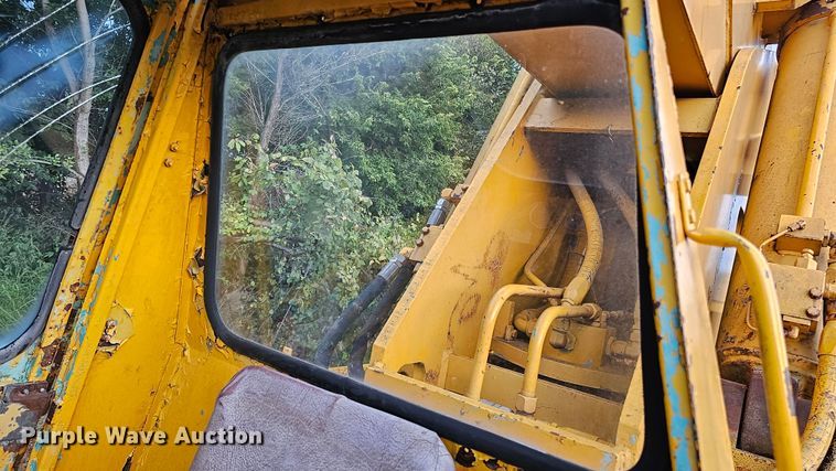 image for item DQ1121 P&H  crane