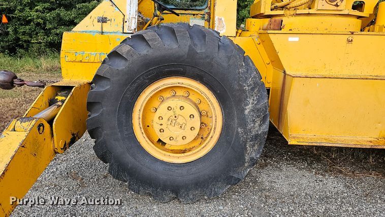 image for item DQ1121 P&H  crane