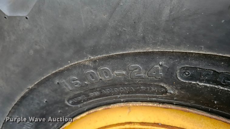 image for item DQ1121 P&H  crane