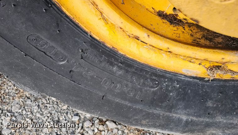 image for item DQ1121 P&H  crane