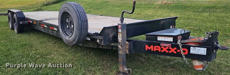 image for item DQ1122 2021 Maxey Trailers Mfg Maxx-D  tilt deck equipment trailer