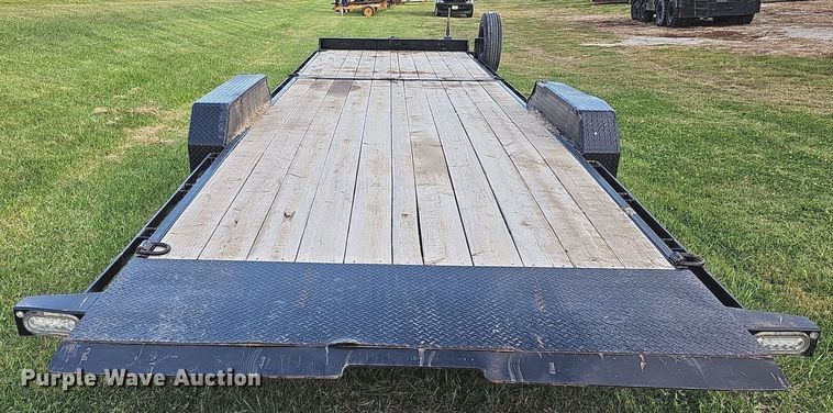 image for item DQ1122 2021 Maxey Trailers Mfg Maxx-D  tilt deck equipment trailer