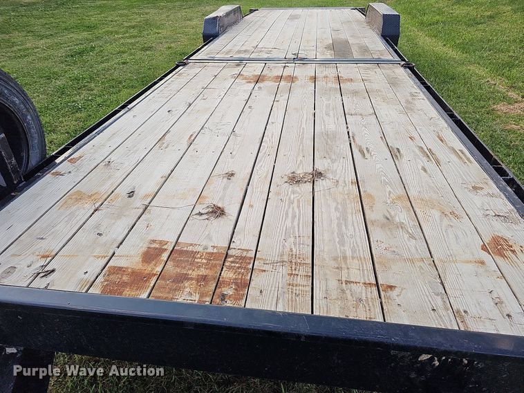 image for item DQ1122 2021 Maxey Trailers Mfg Maxx-D  tilt deck equipment trailer