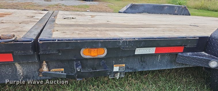 image for item DQ1122 2021 Maxey Trailers Mfg Maxx-D  tilt deck equipment trailer