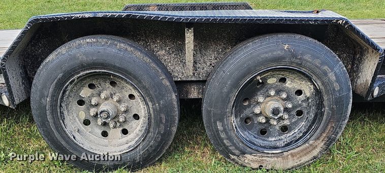 image for item DQ1122 2021 Maxey Trailers Mfg Maxx-D  tilt deck equipment trailer