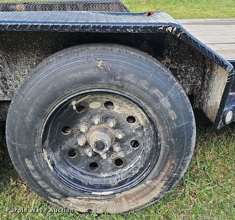 image for item DQ1122 2021 Maxey Trailers Mfg Maxx-D  tilt deck equipment trailer