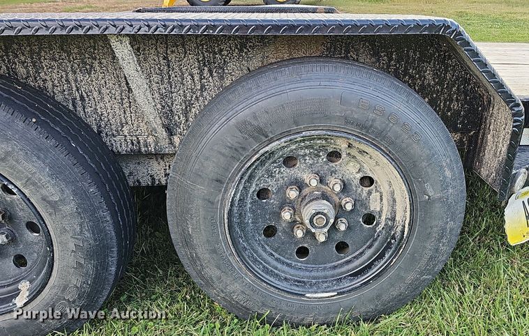 image for item DQ1122 2021 Maxey Trailers Mfg Maxx-D  tilt deck equipment trailer