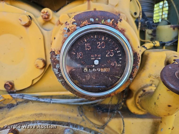 image for item DQ1125 Wood Chuck 3324D  wood chipper