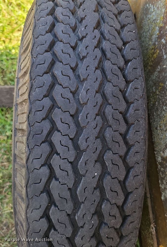 image for item DQ1125 Wood Chuck 3324D  wood chipper