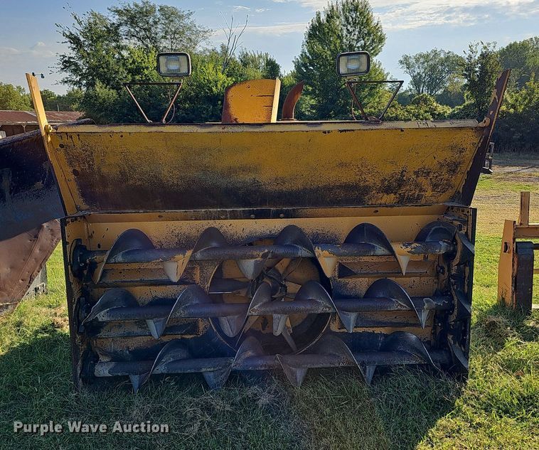 image for item DQ1127 Snogo P-3D  snow blower