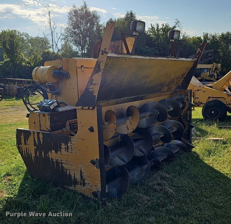 image for item DQ1127 Snogo P-3D  snow blower