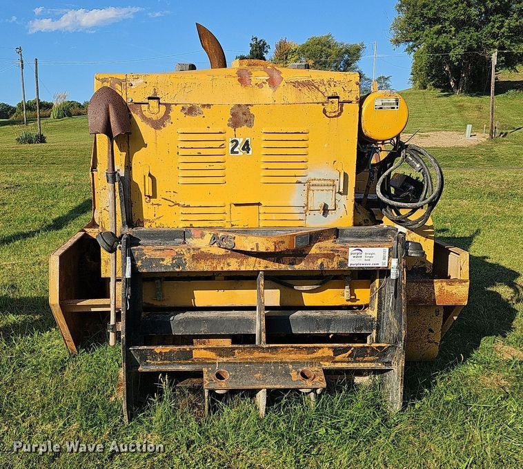 image for item DQ1127 Snogo P-3D  snow blower