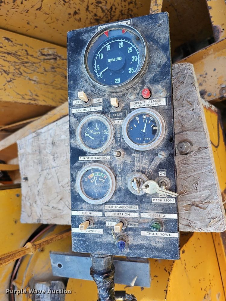 image for item DQ1127 Snogo P-3D  snow blower