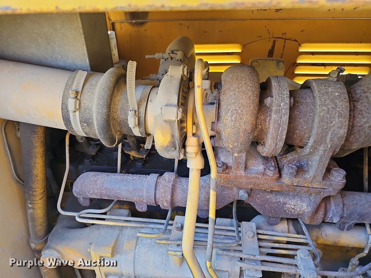 image for item DQ1127 Snogo P-3D  snow blower