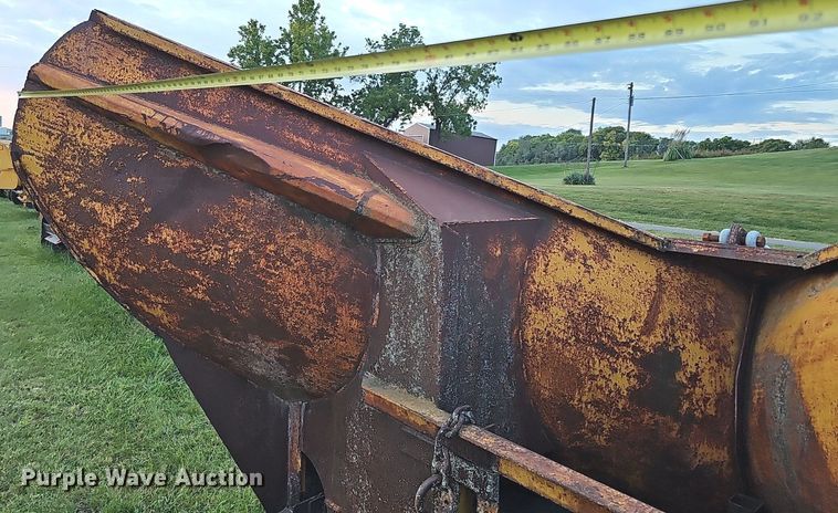 image for item DQ1129 Baker 265AV  V-plow