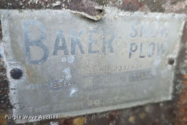 image for item DQ1129 Baker 265AV  V-plow