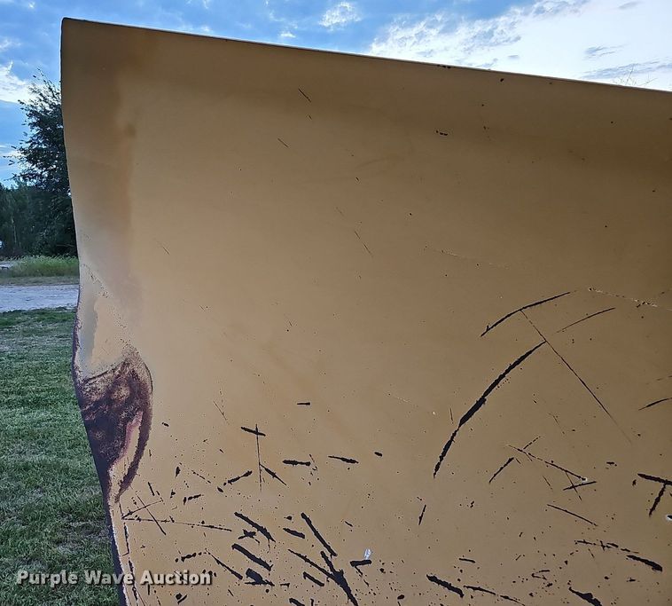 image for item DQ1130 Henke  V-plow