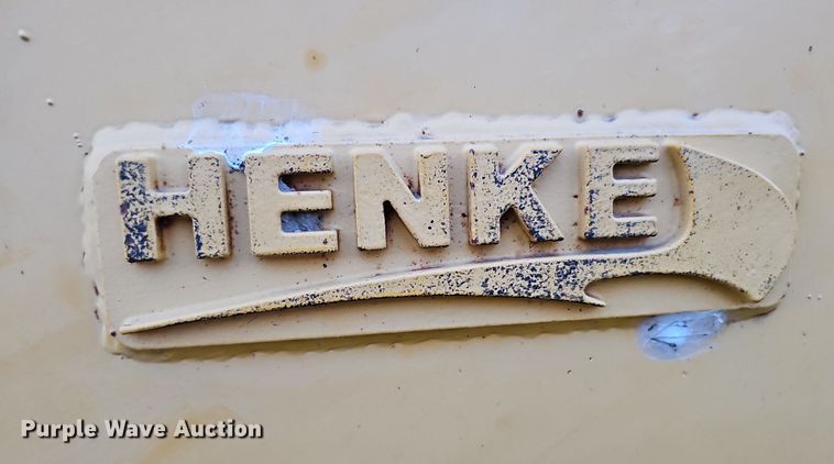 image for item DQ1130 Henke  V-plow