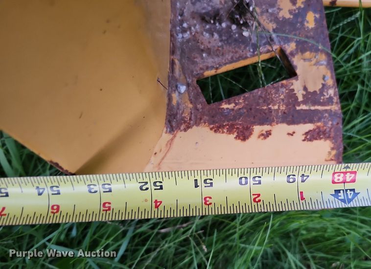 image for item DQ1131 Henke  V-plow