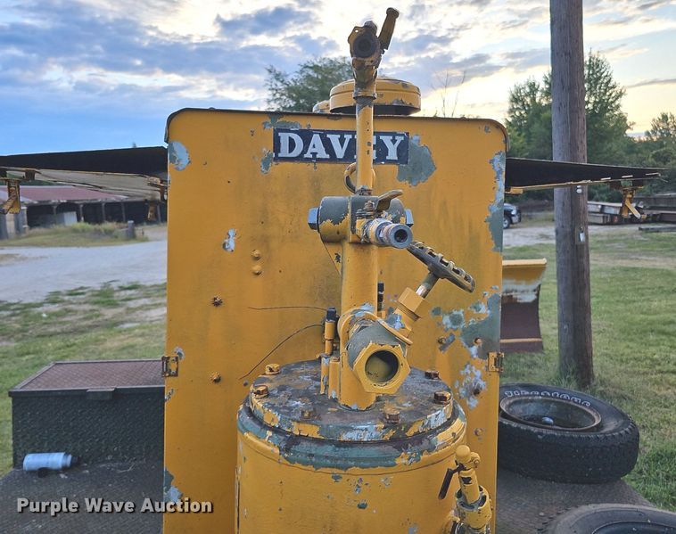 image for item DQ1132 1973 Davey Compressor Co. 14M250 RPV  air compressor