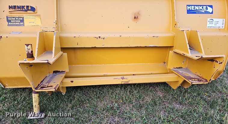image for item DQ1133 Henke  96"W snow plow