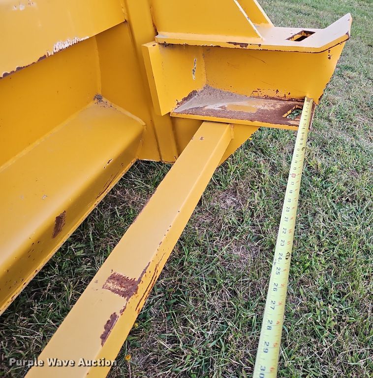 image for item DQ1133 Henke  96"W snow plow