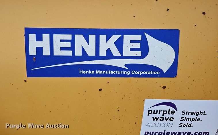 image for item DQ1133 Henke  96"W snow plow