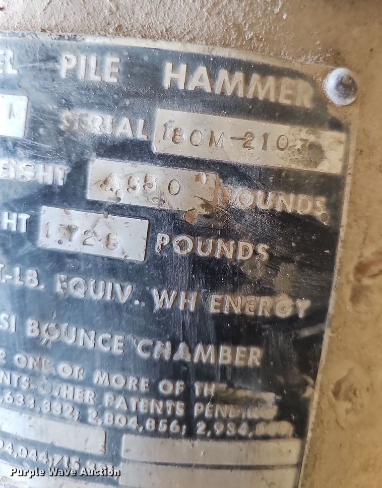 image for item DQ1134 Link Belt 180M  pile driver