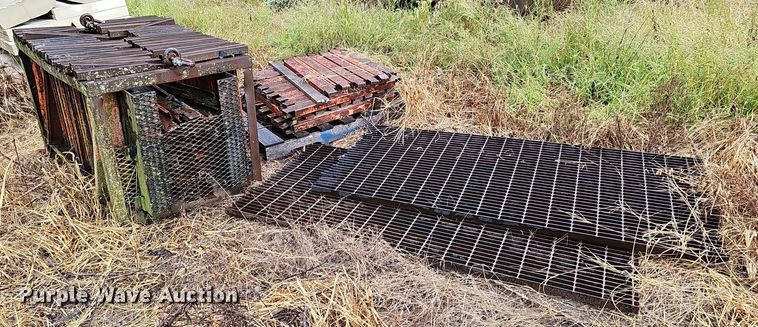 image for item DQ1135 Bridge scaffolding