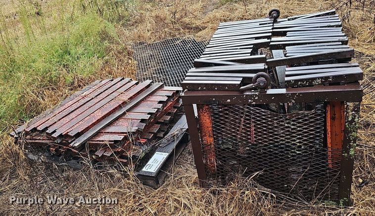 image for item DQ1135 Bridge scaffolding