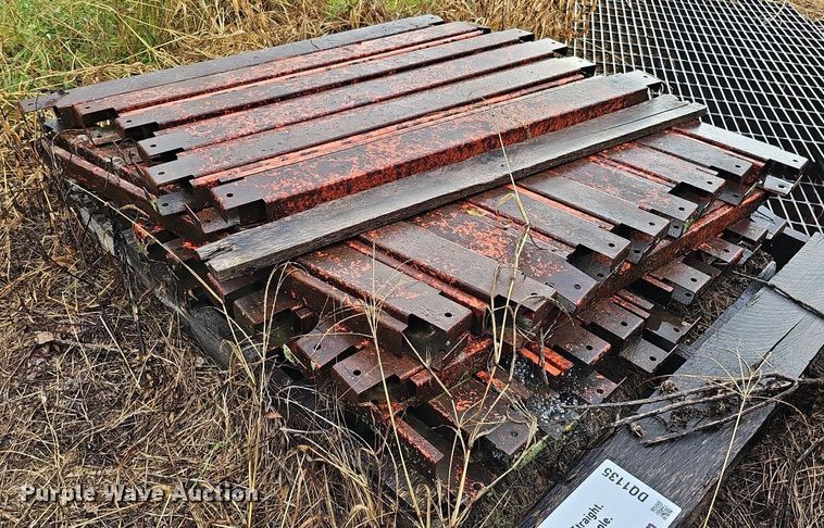 image for item DQ1135 Bridge scaffolding