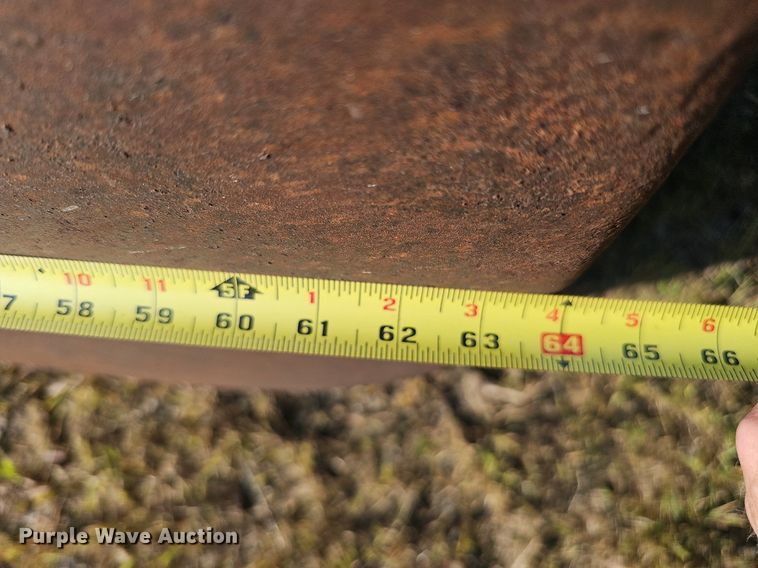 image for item DQ1136 (2) fuel tanks