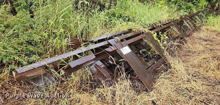 image for item DQ1137 (4) bridge safety supports