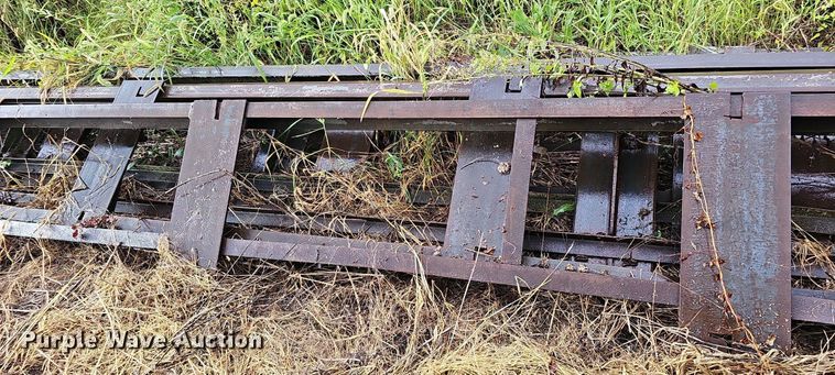 image for item DQ1137 (4) bridge safety supports