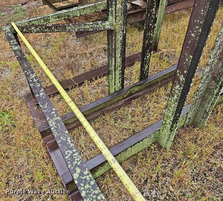 image for item DQ1138 I-beams